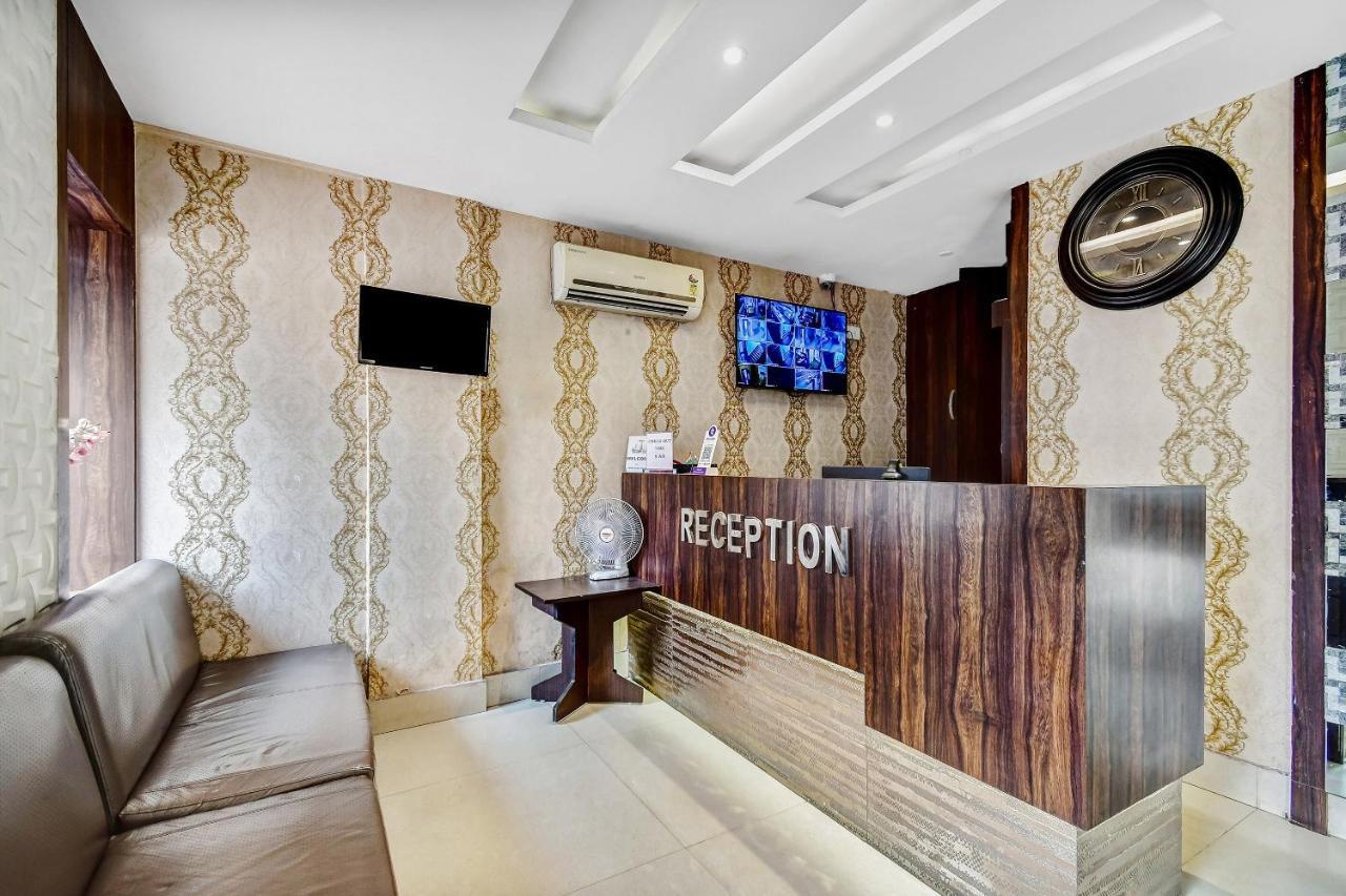 כלכותה Capital O Kabita Guest House Near Acropolis Mall מראה חיצוני תמונה