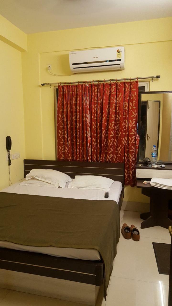 כלכותה Capital O Kabita Guest House Near Acropolis Mall מראה חיצוני תמונה